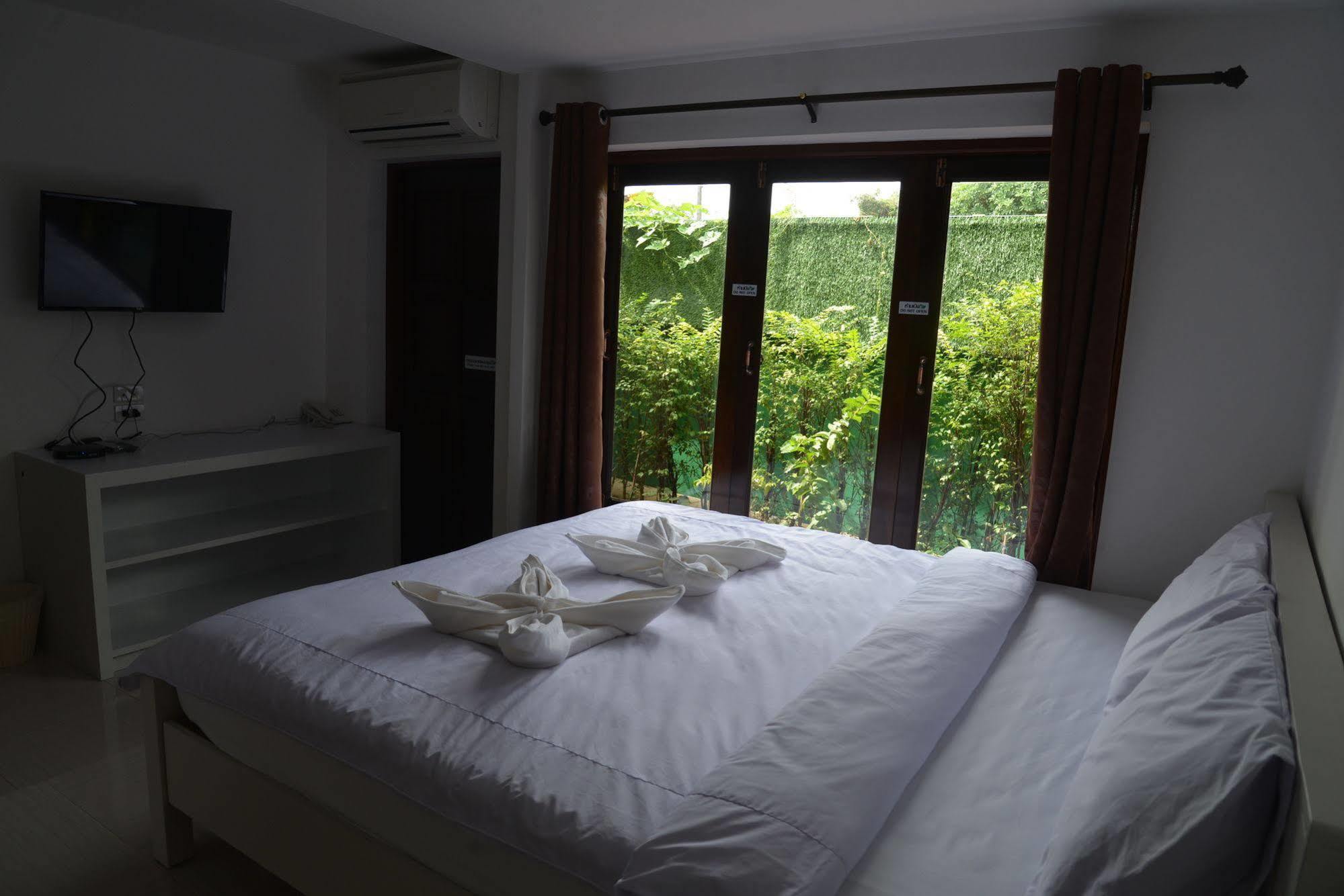 Sucholtee Resort Surat Thani Extérieur photo